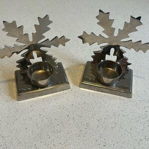 Winter snowflake tea-light holders, set of 2